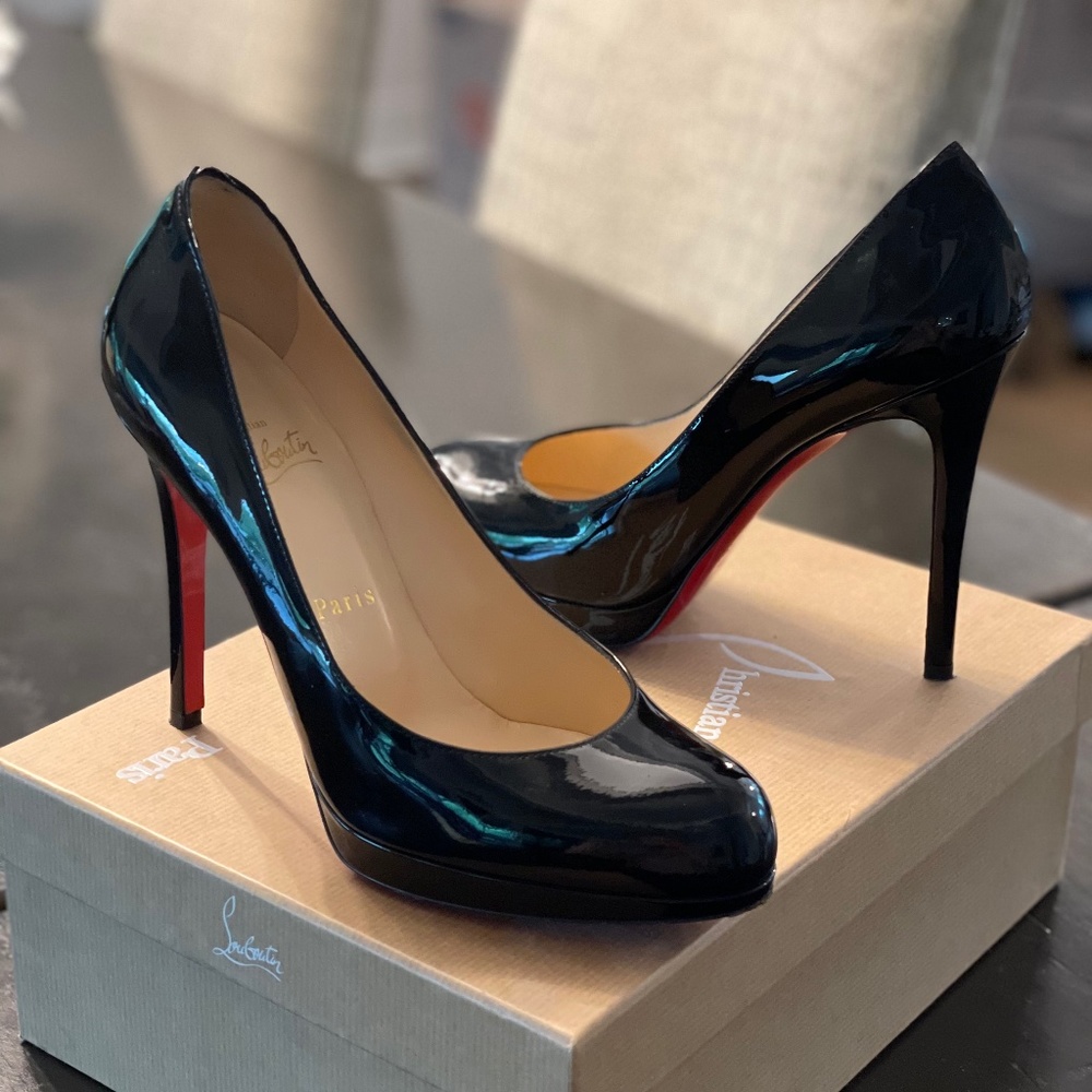 Christian Louboutin Black Pump
